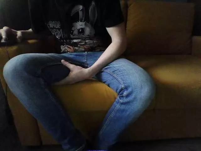 Freechat BumleCrazzzy on BongaCams