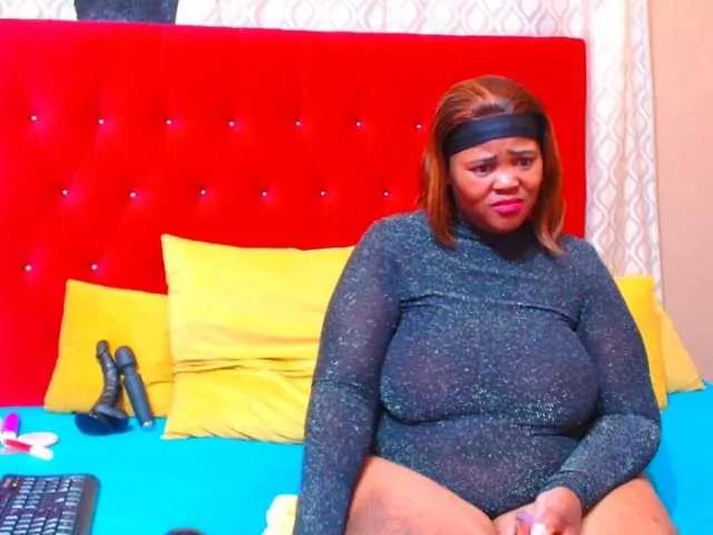 Busttyebony25 on BongaCams 