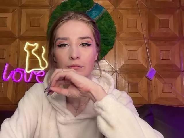 CandyBoom on BongaCams 