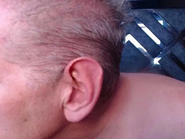 CarlosBangsYeidy from BongaCams