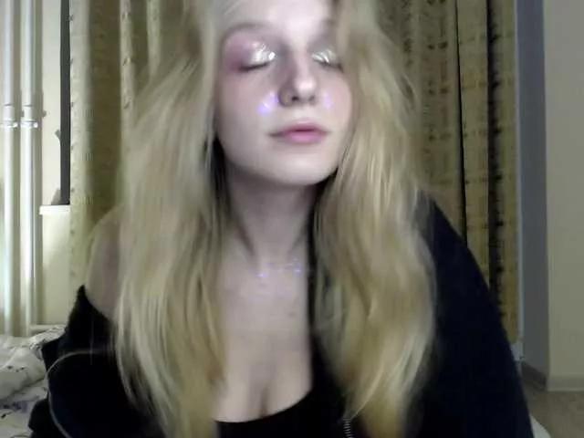 CatinMilkland on BongaCams 
