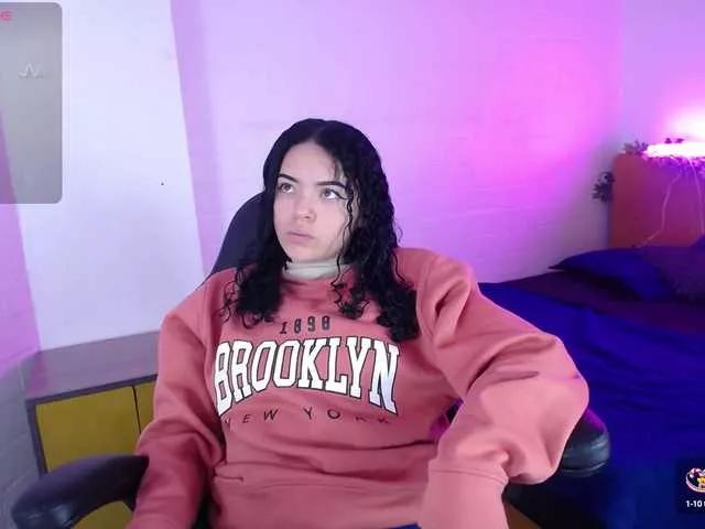 CharllotteEvanss on BongaCams 
