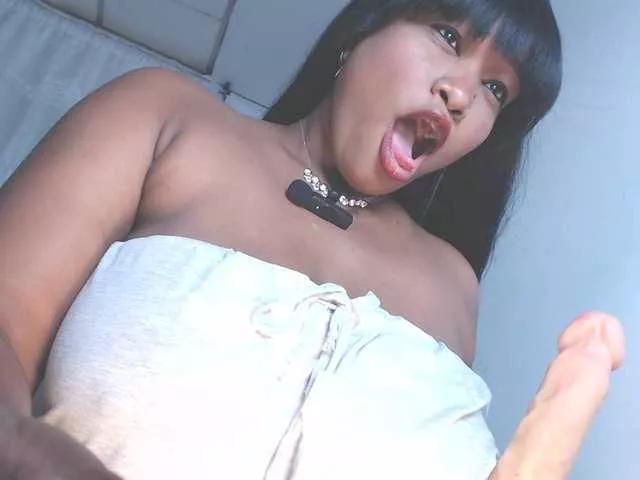 Chocolate13 on BongaCams 