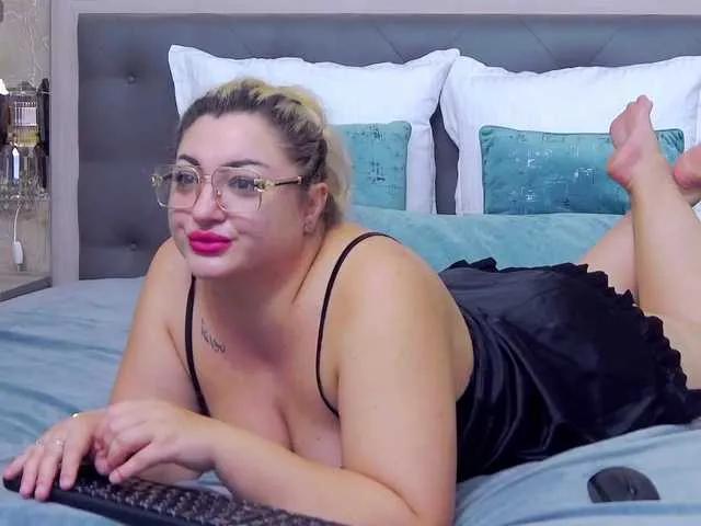 Explore BongaCams's ClaraBreeze ClaraBreeze from BongaCams