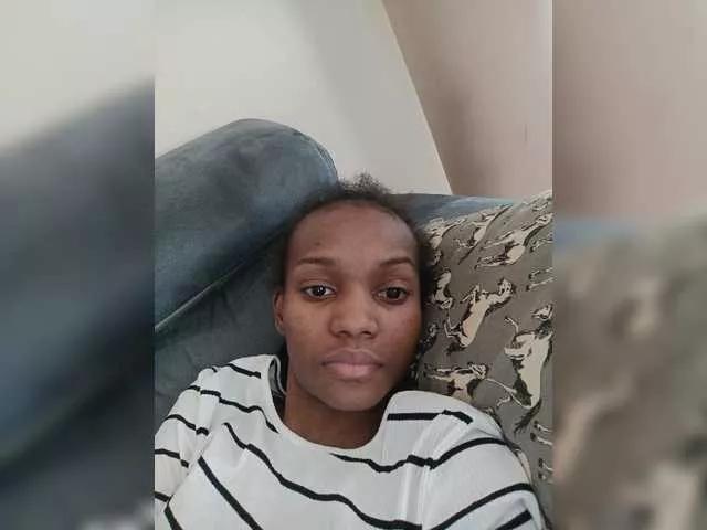 Coco2614 on BongaCams 
