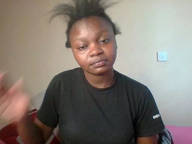 Freechat Crazymaya on BongaCams