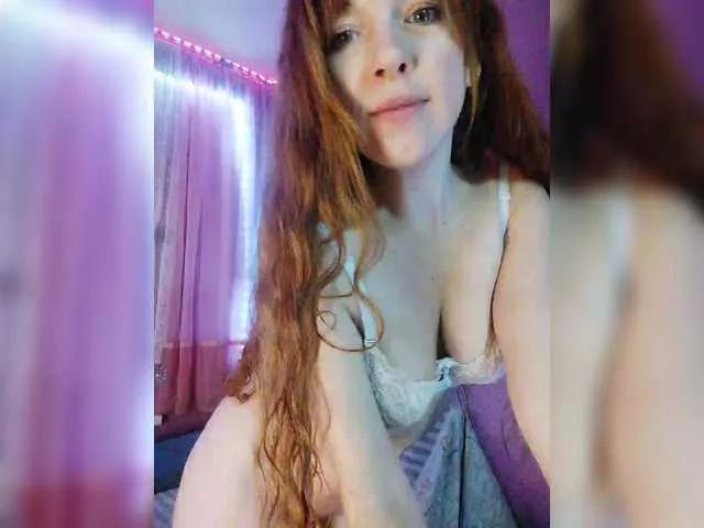 Curlyhair65 on BongaCams 