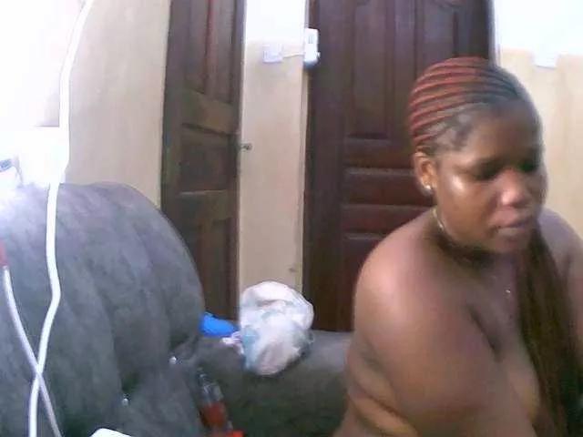 cuteass1 on BongaCams 