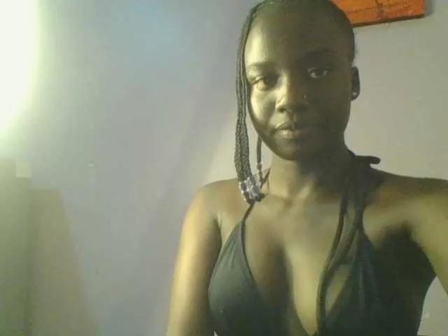 Cutiechoco on BongaCams 