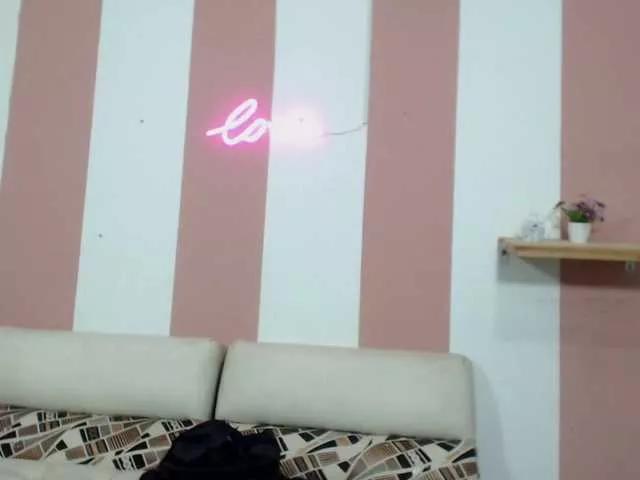 Offline Cyrano-Roxana on BongaCams