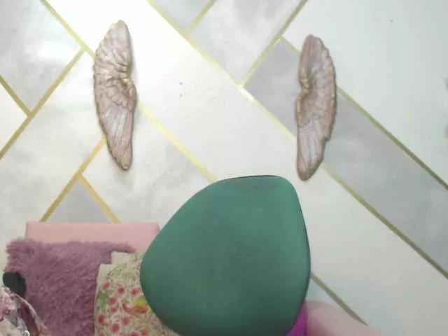 Offline Cyrano-Roxana on BongaCams