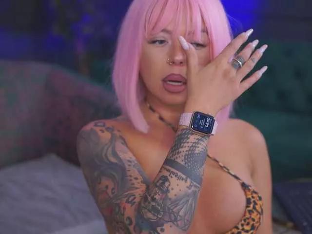 DaenerysDrogo on BongaCams 
