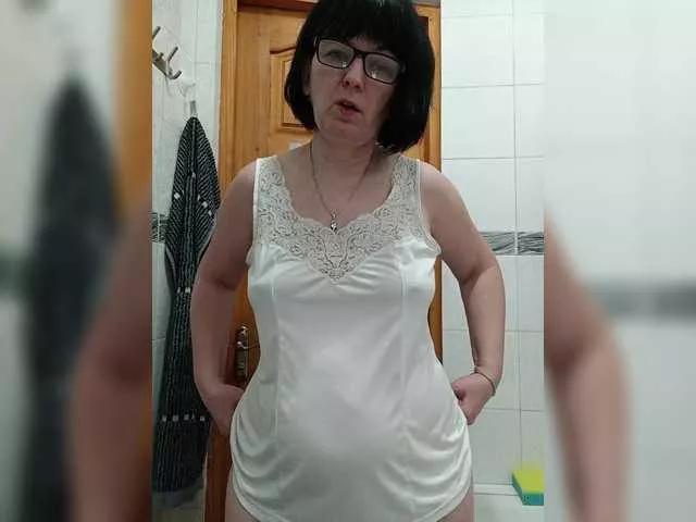 Danccee358 on BongaCams 