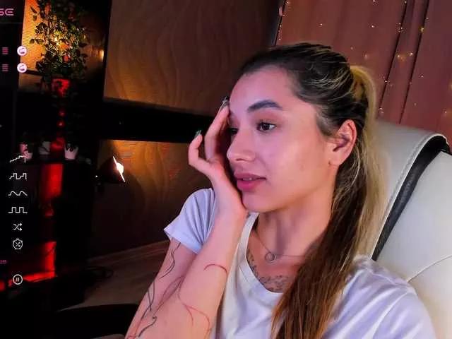 DarlaBelle on BongaCams 