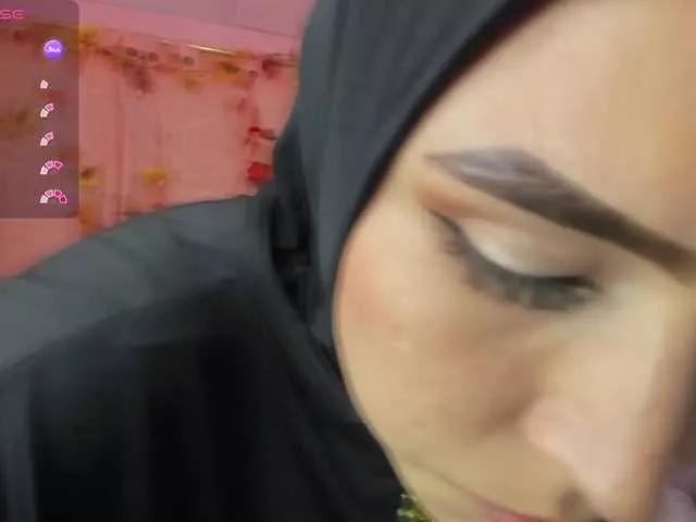 DarshaKhemu on BongaCams 