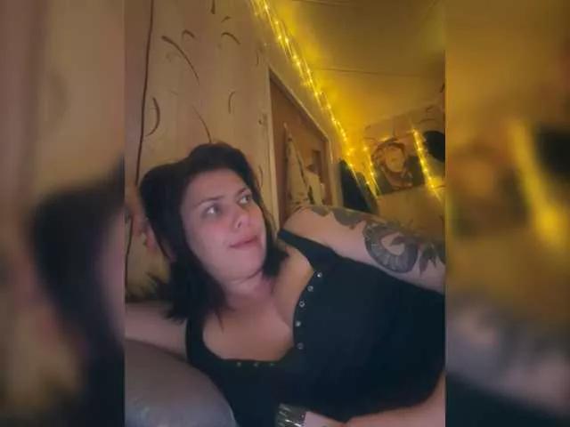 Dayana2104 on BongaCams 