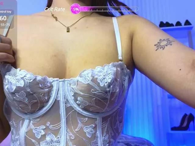 DianaMoon on BongaCams 