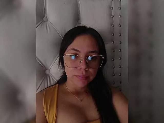 diva-tropical0808 on BongaCams 