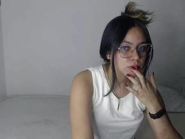 diva-tropical0808 on BongaCams 