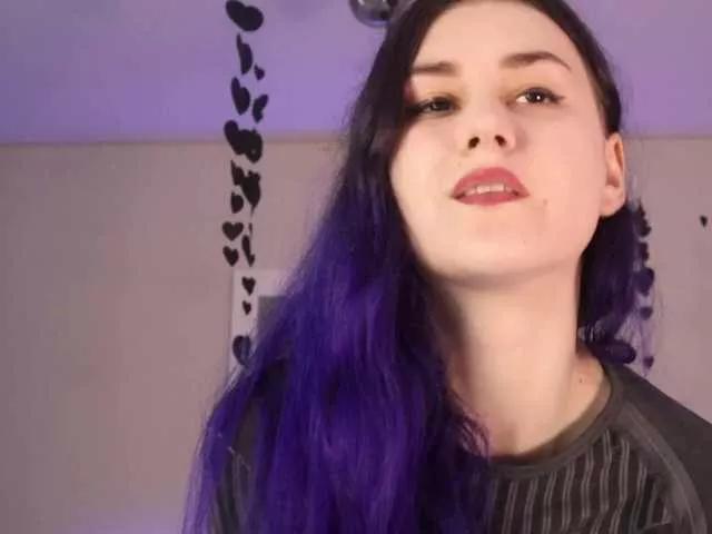DivineSmileX on BongaCams 