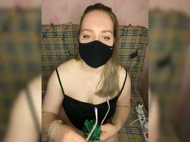 Freechat Donut-red on BongaCams