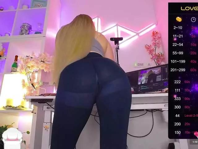 ELENA-XXX on BongaCams 