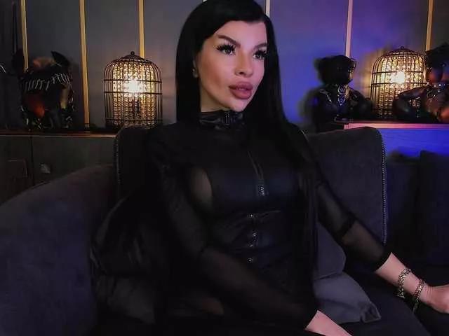 EleniaDevons on BongaCams 