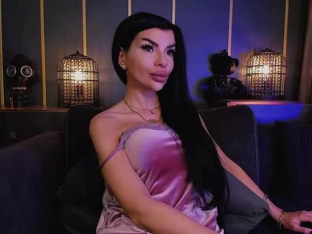 EleniaDevons on BongaCams 