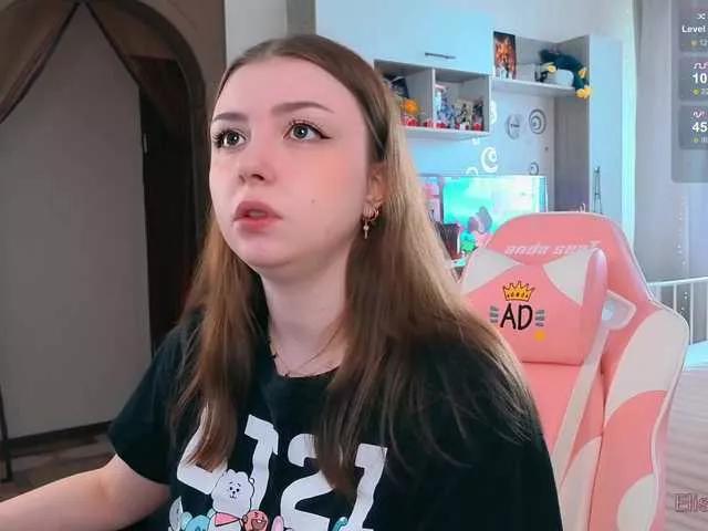 EliseJay on BongaCams 