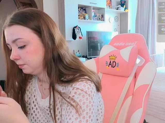 EliseJay on BongaCams 