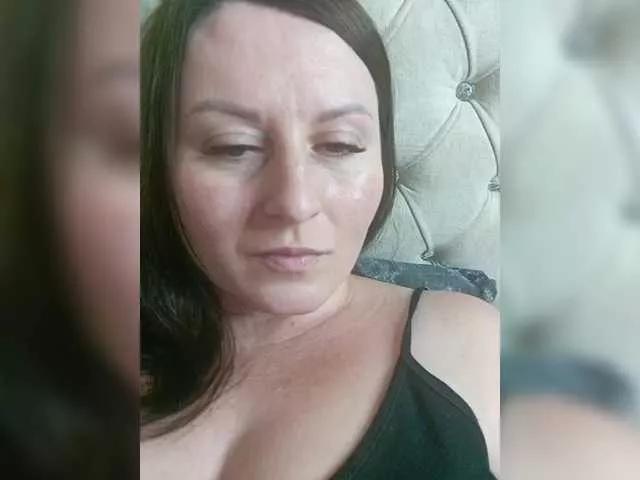 Elizabethh on BongaCams 