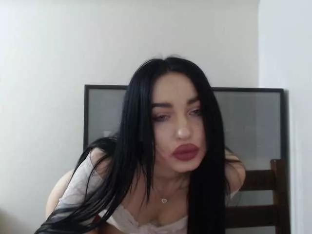 elizamars on BongaCams 