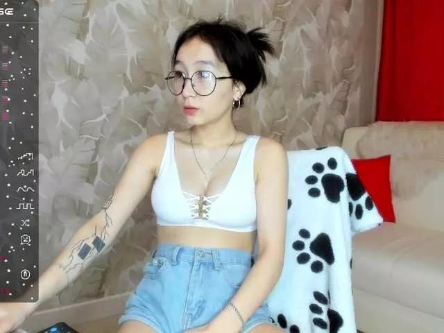 ElliMilka on BongaCams 