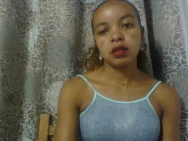 ELODIE12 on BongaCams 