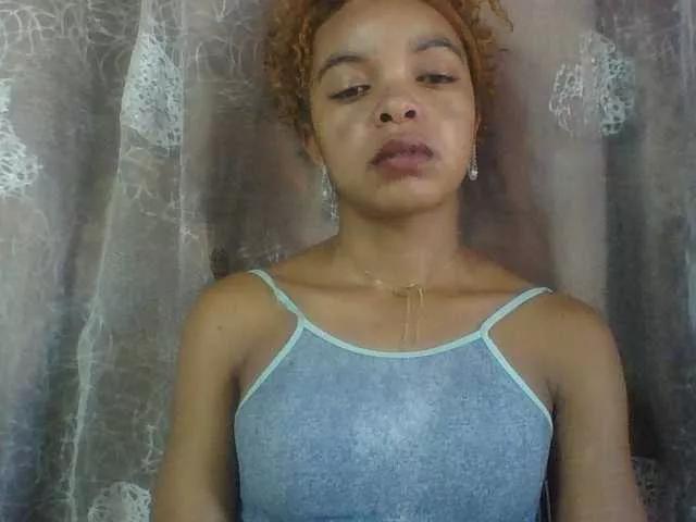 ELODIE12 on BongaCams 