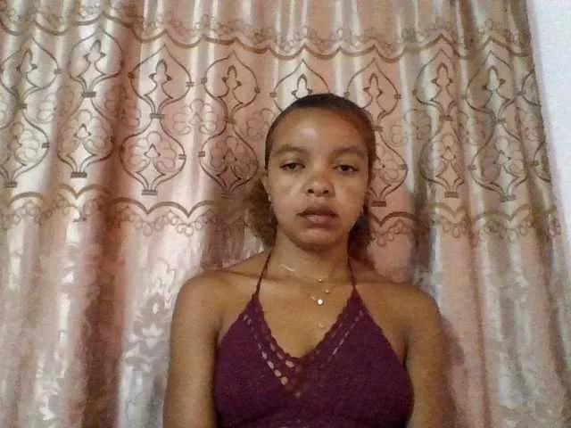 ELODIE12 on BongaCams 
