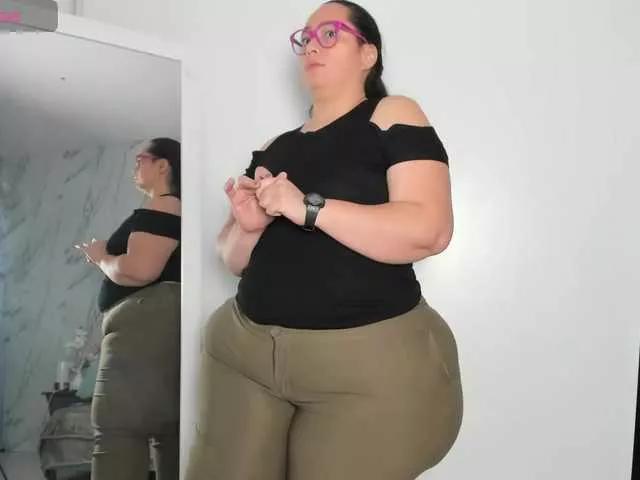 EMMA-LAKE on BongaCams 