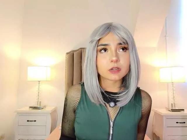 Emma-Torres1 on BongaCams 