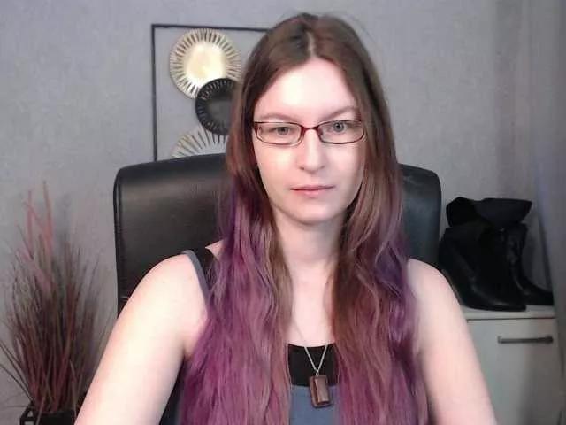 EmmaHeart on BongaCams 