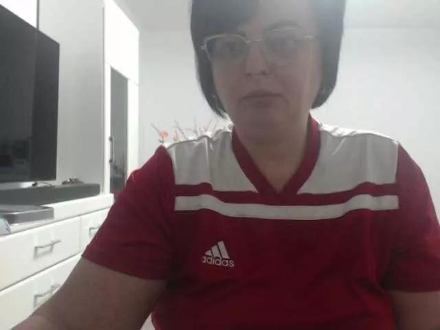 Emyllywhite on BongaCams 