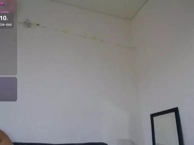 Offline Eros-smith69 on BongaCams