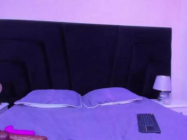 EvaDreams1 on BongaCams 