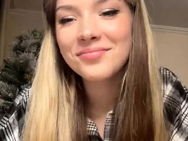 EvangelinaConney from BongaCams