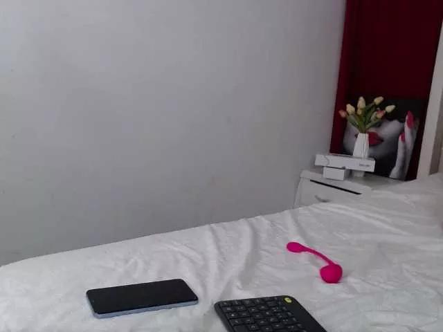 evangelineblossom on BongaCams