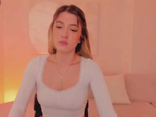EveBenson on BongaCams 