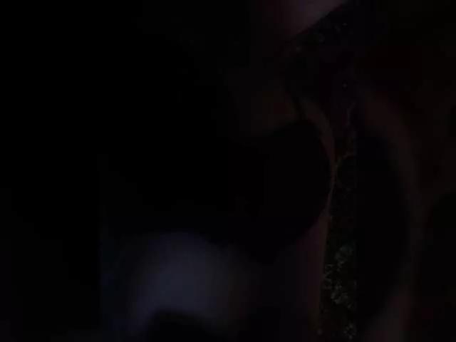 Offline EveHugs on BongaCams