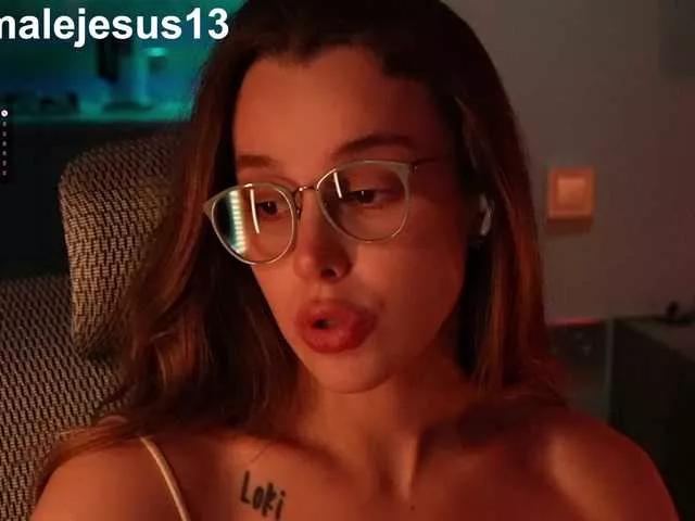 FemaleJesus1 on BongaCams 