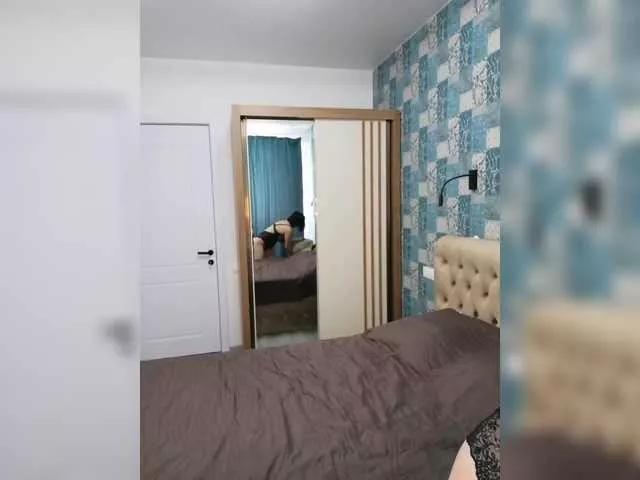 Find-me2 on BongaCams 