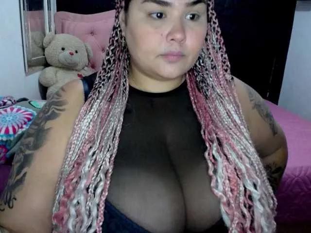 GabiBigBoobs on BongaCams 