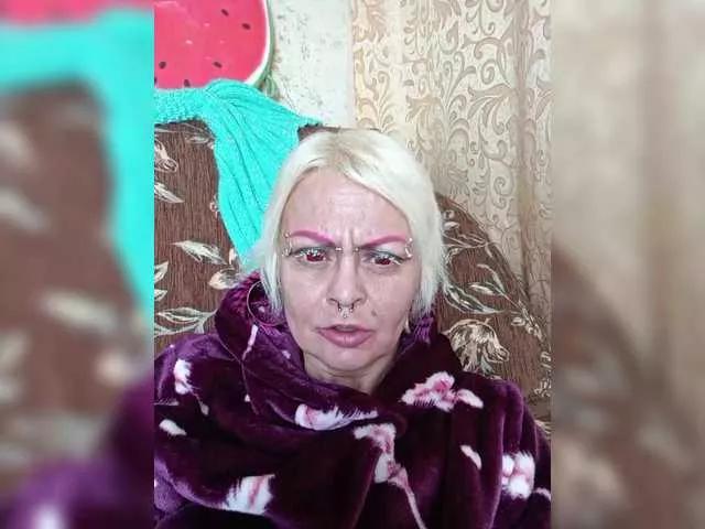 GardenerofIllusions on BongaCams 